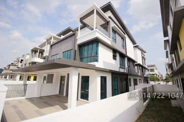 Setia Alam Setia Utama 1