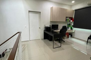 Setia Alam Setia Utama 1