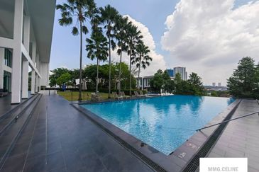 Duta Villa, Setia Alam