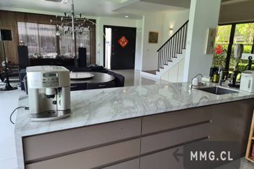 Duta Villa, Setia Alam