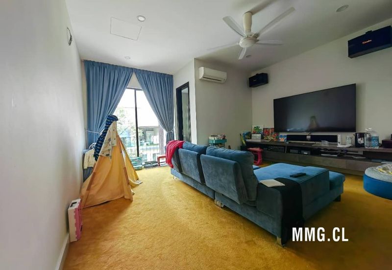 Duta Villa, Setia Alam