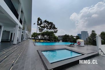 Duta Villa, Setia Alam