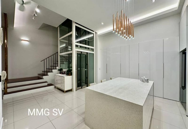 Duta Villa, Setia Alam