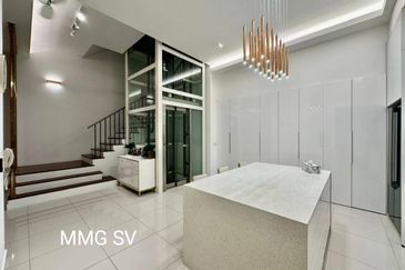 Duta Villa, Setia Alam