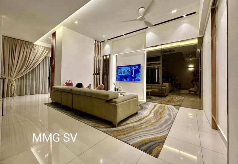 Duta Villa, Setia Alam