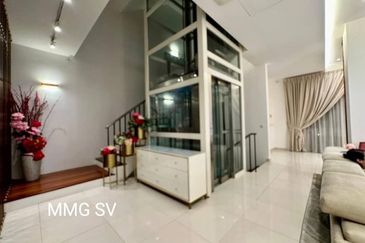 Duta Villa, Setia Alam