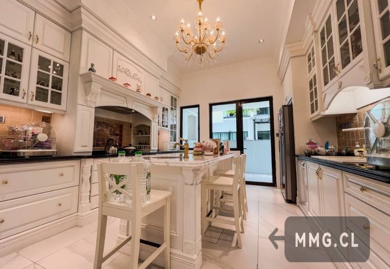 Duta Villa, Setia Alam