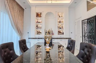 Duta Villa, Setia Alam