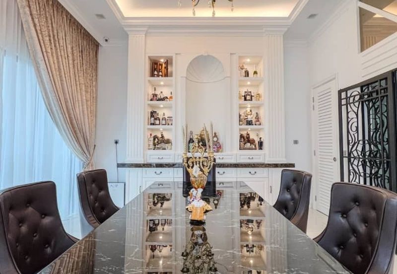 Duta Villa, Setia Alam