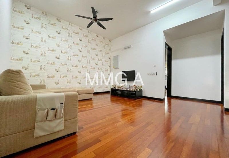 Duta Villa, Setia Alam