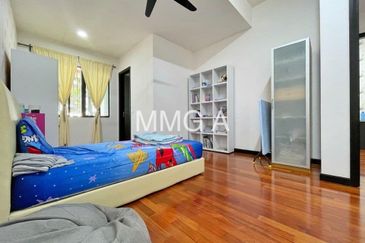 Duta Villa, Setia Alam