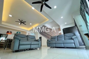 Duta Villa, Setia Alam