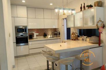 Impian 7, Setia Alam