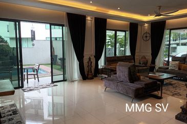 Duta Villa, Setia Alam