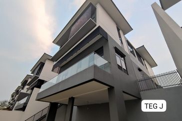 Dremien @ Eco Ardence