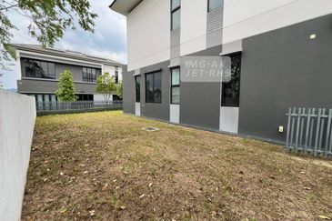 Dremien @ Eco Ardence