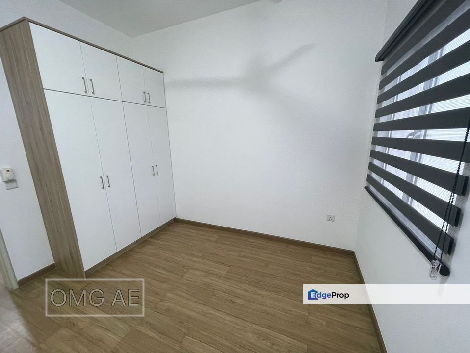 Bandar Bukit Raja Elsa Landed For Sale Basic Unit Fully Furnished Semi Reno Below Market Price, Selangor, Klang