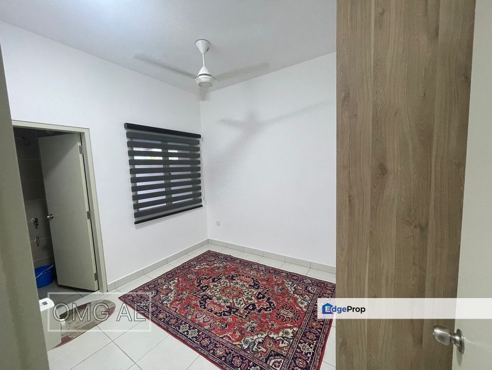 Bandar Bukit Raja Elsa Landed For Sale Basic Unit Fully Furnished Semi Reno Below Market Price, Selangor, Klang