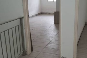 Setia Indah 9, Setia Alam