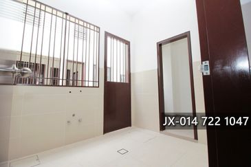 Zeyheri, Setia Utama 2