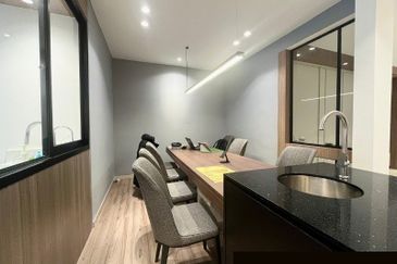 Zeyheri, Setia Utama 2