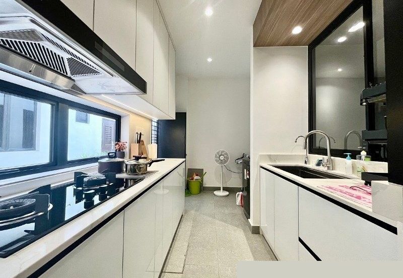 Zeyheri, Setia Utama 2