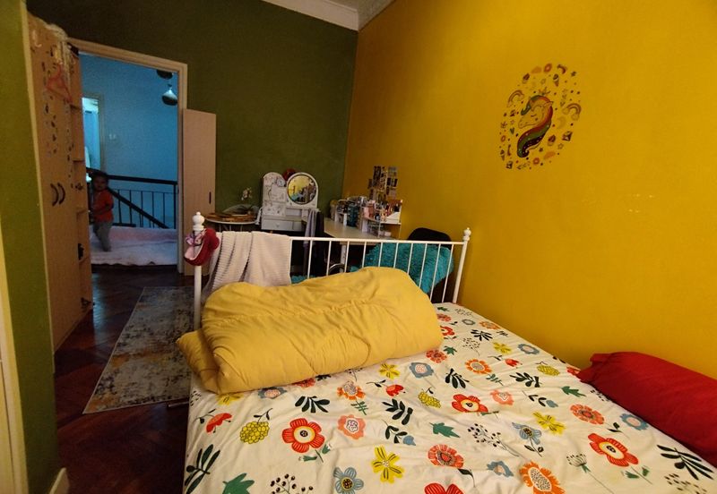 Renovated BelowMV Teres 2 Tingkat Taman Kristal Dengkil