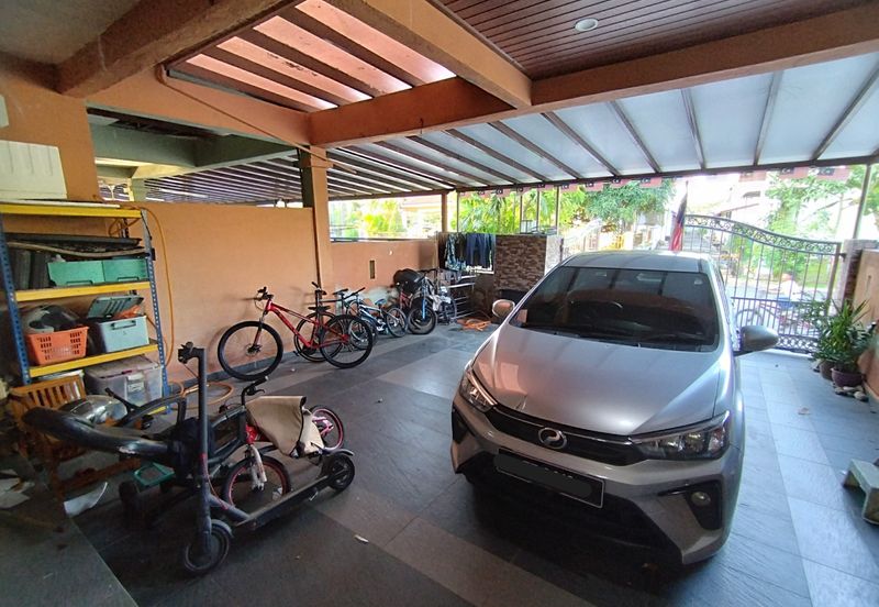 Renovated BelowMV Teres 2 Tingkat Taman Kristal Dengkil