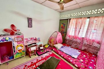 2 Storey Terrace Freehold di Pekan Kajang