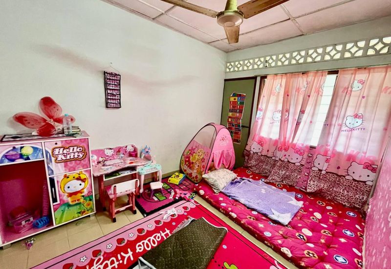 2 Storey Terrace Freehold di Pekan Kajang