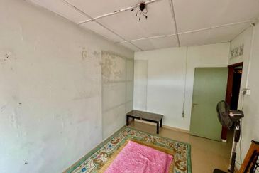 2 Storey Terrace Freehold di Pekan Kajang