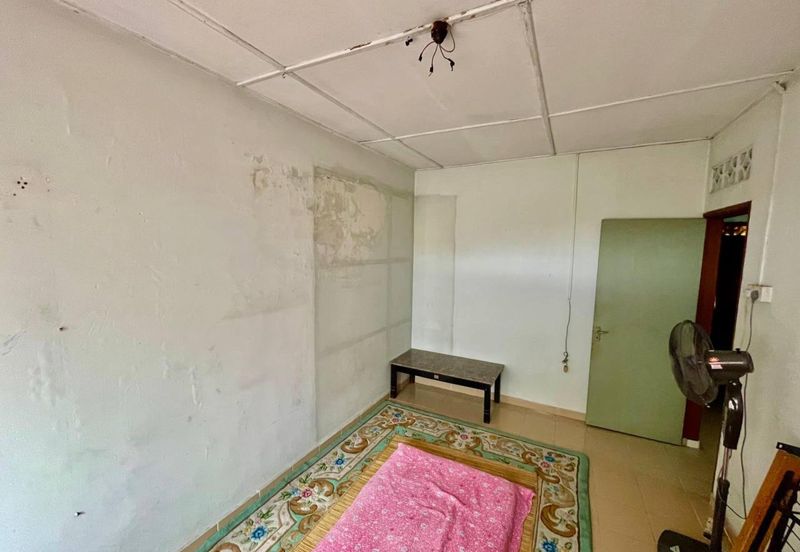 2 Storey Terrace Freehold di Pekan Kajang