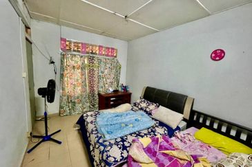 2 Storey Terrace Freehold di Pekan Kajang