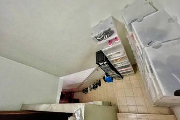 2 Storey Terrace Freehold di Pekan Kajang