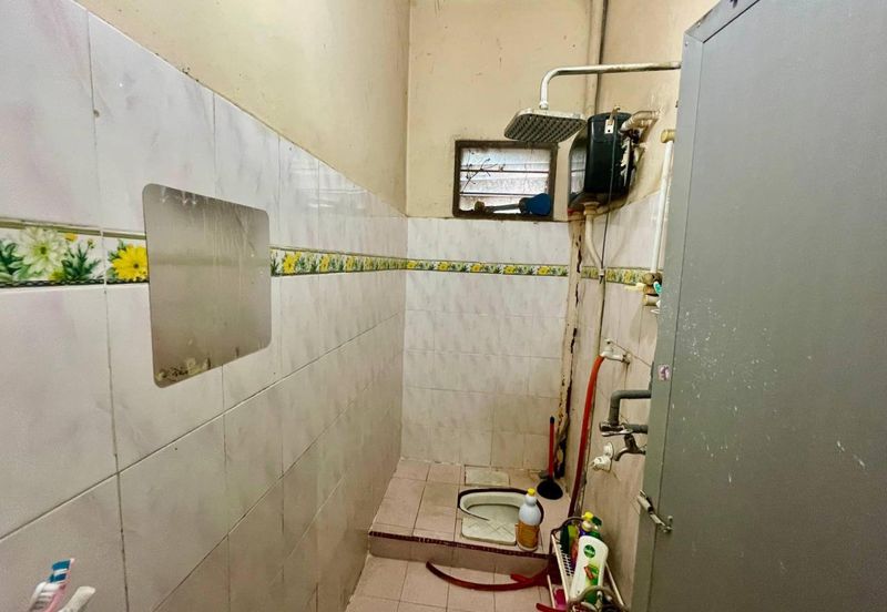 2 Storey Terrace Freehold di Pekan Kajang