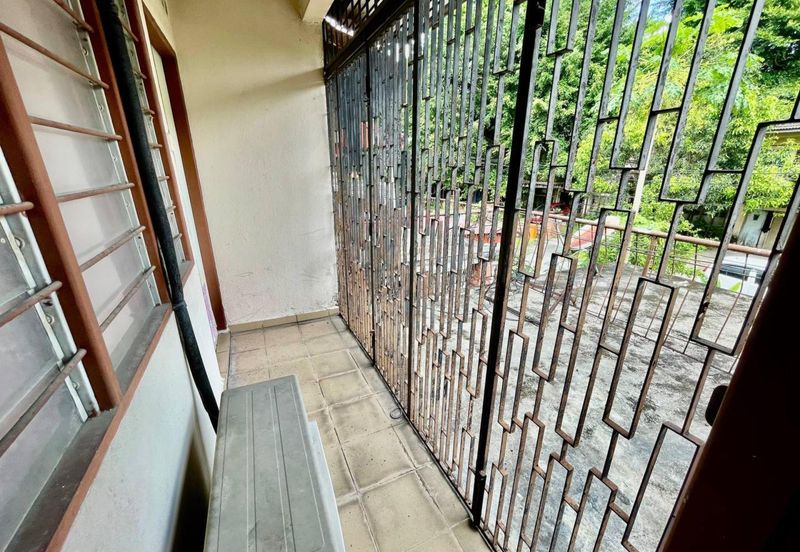 2 Storey Terrace Freehold di Pekan Kajang