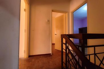 Seksyen 2 Bandar Bukit Mahkota