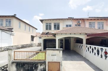 Taman Mawar, Bandar Baru Salak Tinggi