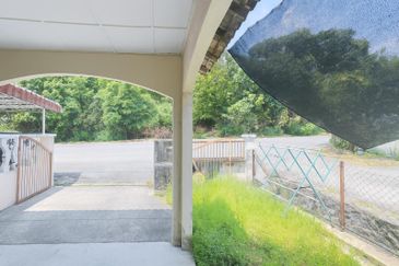 Taman Mawar, Bandar Baru Salak Tinggi