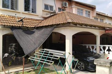 Taman Mawar, Bandar Baru Salak Tinggi