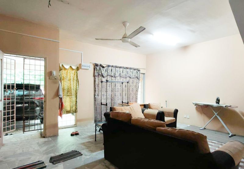 Taman Mawar, Bandar Baru Salak Tinggi