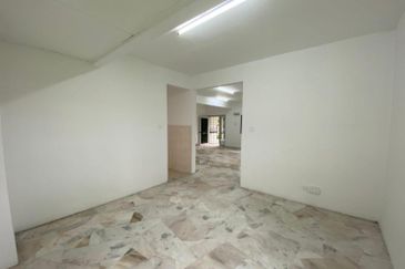 Lorong Naluri Sukma 8/1