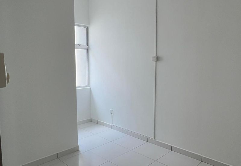 Teres 2 Tingkat Bdr. Tasik Kesuma 2km to Eco Forest