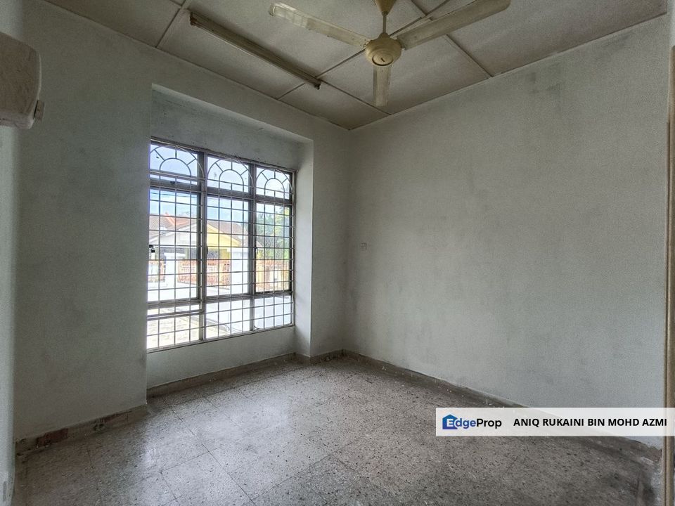 Single Storey, Tmn. Desa Cempaka Nilai, Negeri Sembilan, Nilai