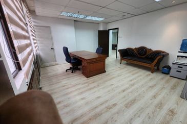 Plaza Mont Kiara, Mont Kiara KL - Fully fitted office unit for rent