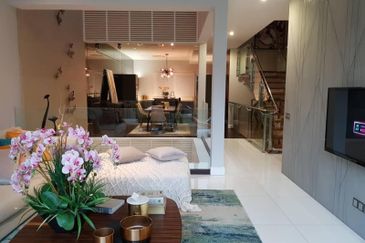 East Residence @ KLGCC