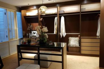 East Residence @ KLGCC