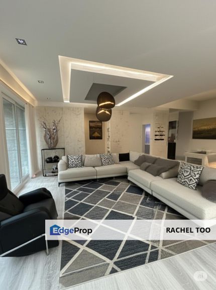 Saujana Glenmarie 3-storey bungalow Super below MV Freehold 50x100sqft kitchen extended 6R6B for Sale, Selangor, Shah Alam