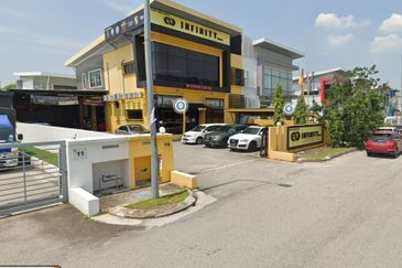 Gateway 16, Bandar Bukit Raja