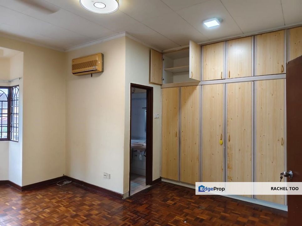 USJ 16, USJ, Subang Jaya 2-storey house 22x75 for Sale, Selangor, USJ